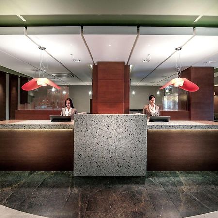 Yerevan Place Hotel ภายนอก รูปภาพ