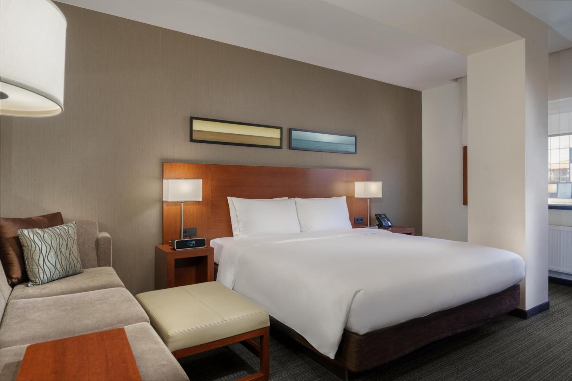Yerevan Place Hotel ภายนอก รูปภาพ